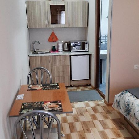 Hotel Central Кутаиси Екстериор снимка