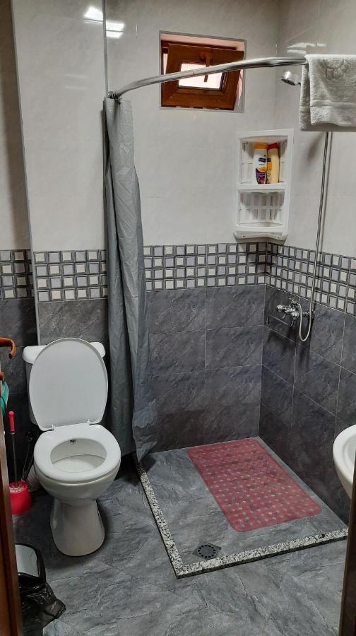 Hotel Central Кутаиси Екстериор снимка